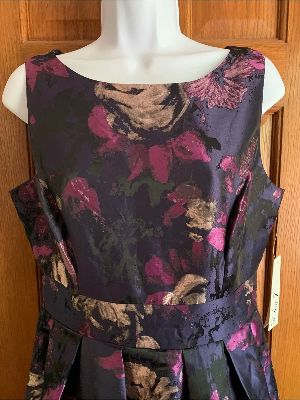 NWT Eliza J Black Floral Jacquard Fit-and-Flare Midi Dress Size 6 - Picture 2 of 10